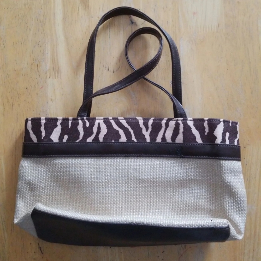 Estee Lauder safari straw handbag